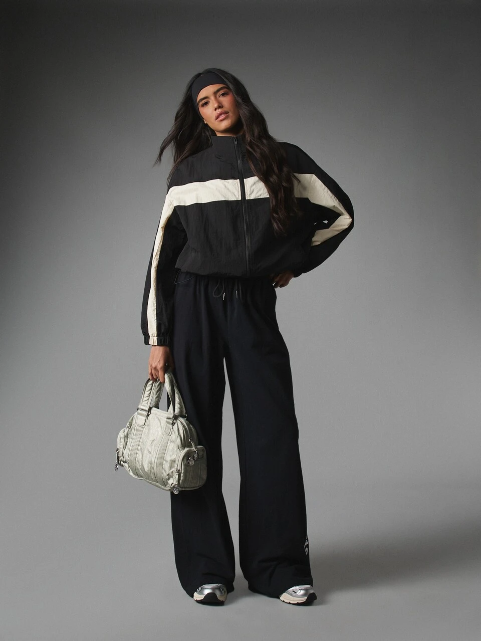 MISSGUIDED Sport Ath Archive Wide Leg Sweatpants With Drawstring Waist And Vertical Leg Logo Print