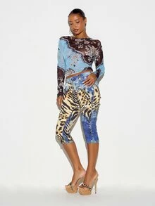SUMWON WOMEN Acid Wash Mixed Animal Print Cropped Capri Jeans Low Rise Fitted Straight Leg Denim Pants With Side Pockets - Blue - View 2