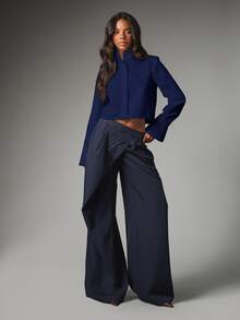 MISSGUIDED Boxy Fit Cropped Button-Down Shirt With Mandarin Collar, Flared Bell Cuffs, And Concealed Placket In Structured Woven Fabric - Navy Blue - View 3