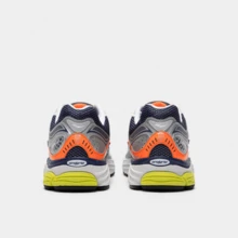 Saucony 女士跑步鞋 透气吸汗速干 弹性好 多功能 户外 学校 白色/Frigid S70739-51 - 銀白色 - 查看 4