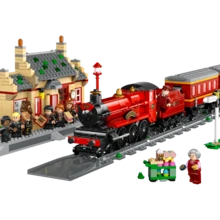 LEGO Expreso de ™ y Estación de Hogsmeade™ 76423 - Conjunto de tren y estación construible, incluye minifiguras de magos, juego mágico, regalo popular para niños de 8+ años, regalo musical/de temporada de bodas - Multicolor - Ver 9