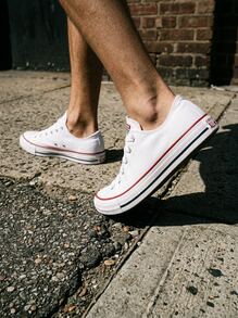 Converse Chuck Taylor All Star 低帮女式运动鞋 Cusal Campus 鞋休闲软底系带舒适户外运动鞋 M7652C - 白色 - 查看 7