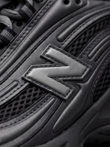 New Balance 新百伦 M1000 系列男款运动鞋 吸汗透气防晒百搭标志纯色易洗运动户外跑步日常上学成人灰色 M1000F - 灰色 - 查看 6