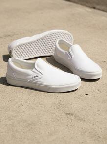 Vans UA Classic Slip-On - White - View 4