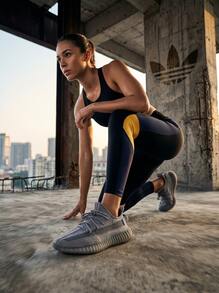 Adidas Yeezy 女款運動鞋 針織輕量透氣 緩震 日常休閒 灰色 If3219 - 灰色 - 查看 5