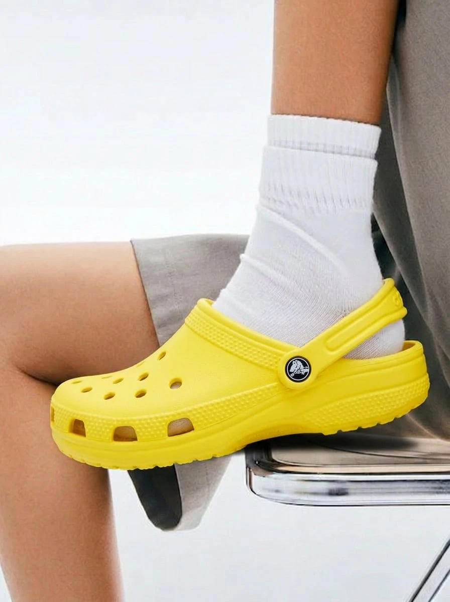Crocs Classic Toddler Clog Cyber Yellow 206990-77J - Amarillo cibernético - Ver 1
