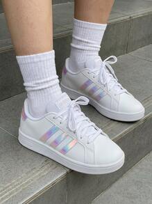 Adidas 大法院 2.0 K - 雲白/珠光/雲白色 - 查看 1