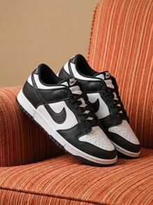 Nike DUNK 女款运动鞋 白色/黑色 DZ2794-001 - 白色/黑色 - 查看 1