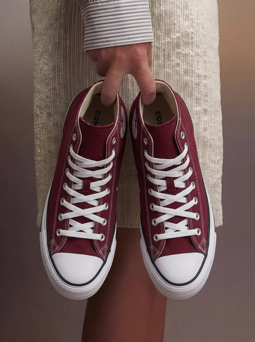 Chuck Taylor All Star 男女通用高帮鞋 酒红色 M9613C - 紫紅色 - 查看 1