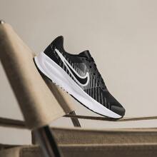 Black/White