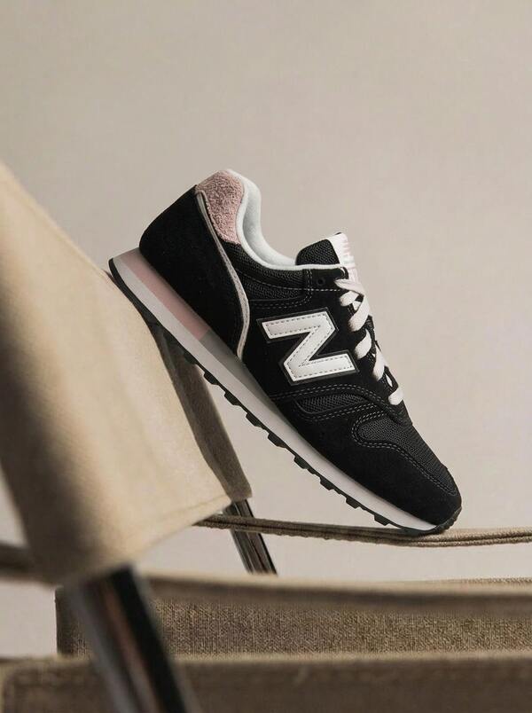 New Balance Unisex 373v2 Shoes Black Pink