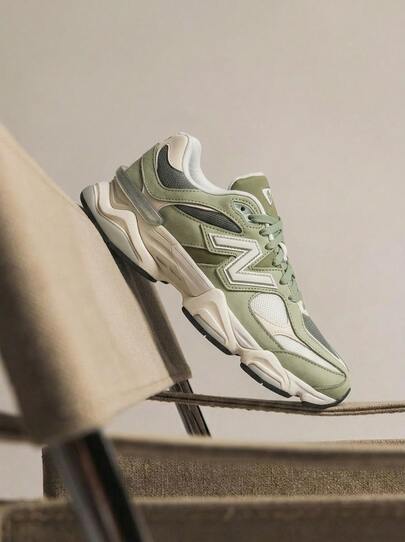 New Balance أحذية كاجوال للنساء خضراء/بيضاء U9060CTD