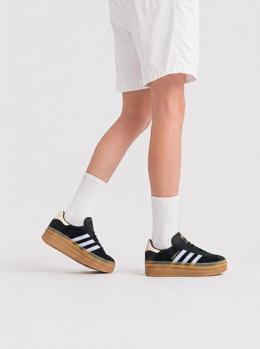Adidas Gazelle Bold Kids Shoes Core Black / Blue Spark / Wonder White JR5965 - 黑色 - 查看 1