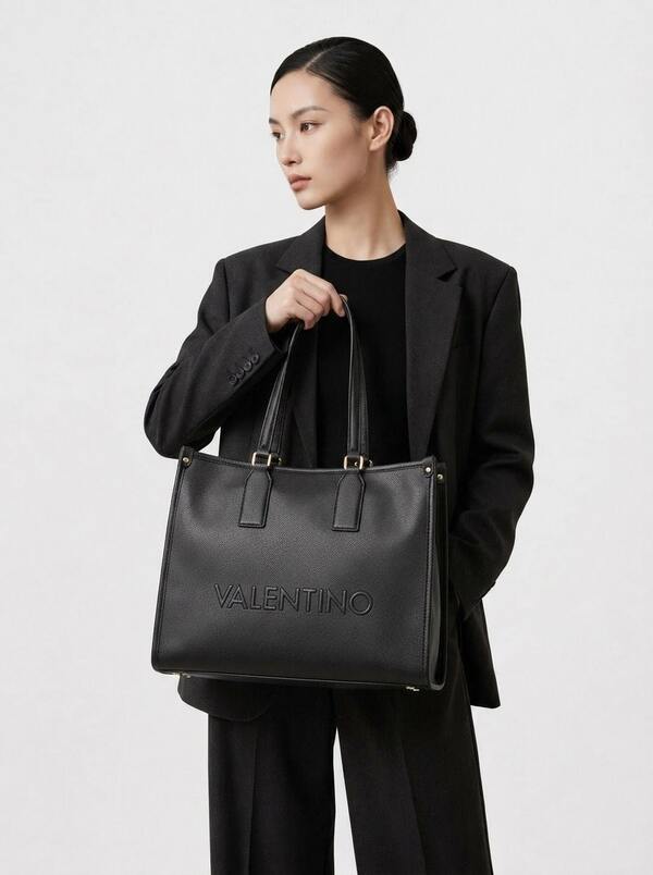 Valentino Bags Outdoor Sports Bags Spacious Premium Portable Weekend Gym Casual Black VBS9EO51-FOXY-BLK