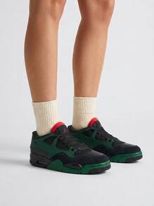 Black/Gorge Green-University Red