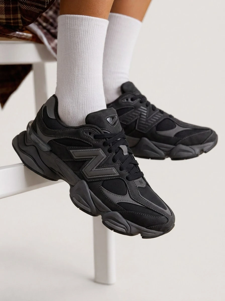 New Balance Women's Casual Athletic Shoes Lightweight Snug Fit Padded Training Travel Running Grey U906079E - 黑色 - 查看 1