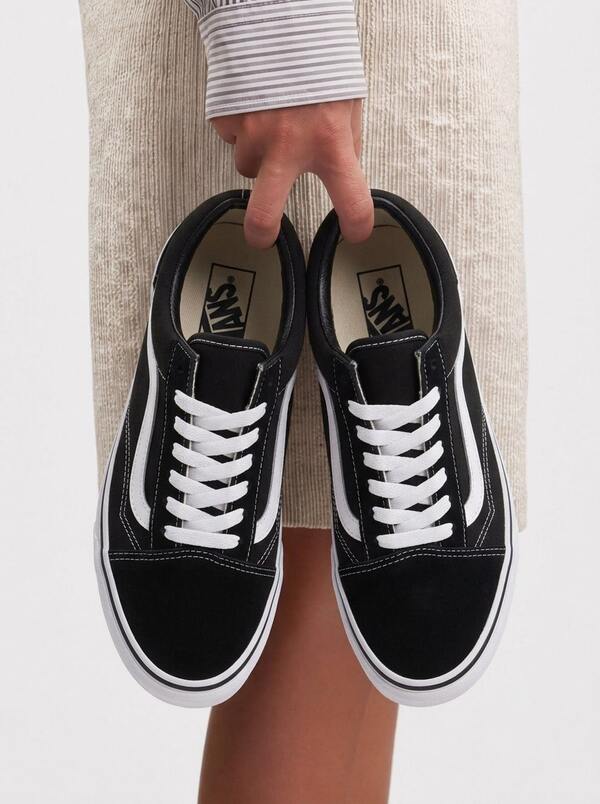 Vans يو أيه الأسود الأبيض أوسكول _3.5