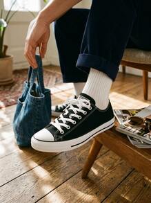 Converse Chuck Taylor All Star 女款運動鞋 透氣緩震舒適休閒健身鞋 黑色 M9166C - 黑色 - 查看 1