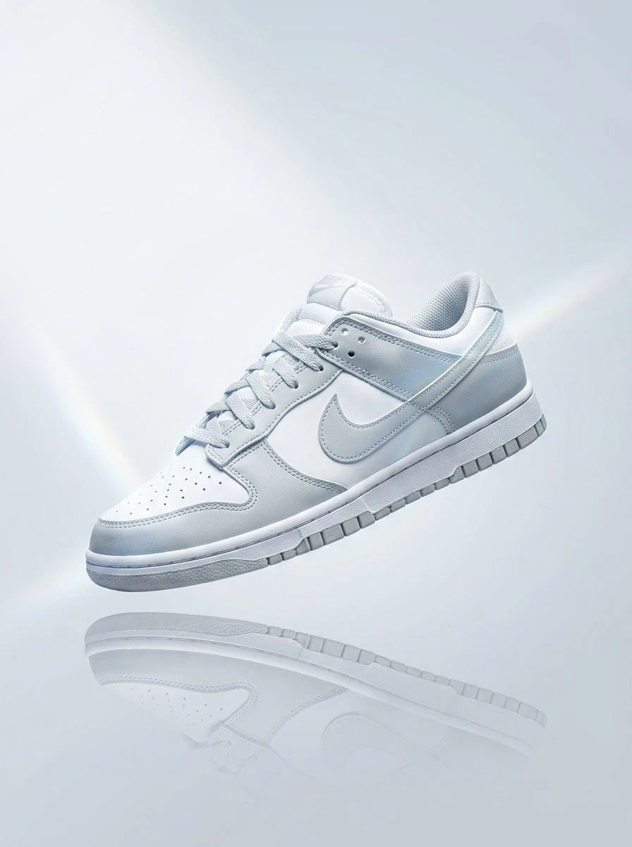 Nike Dunk Low 女款運動鞋 支撐性佳 柔軟彈性 適合跑步與日常穿著 灰色 DD1873-113 - 白色/灰色 - 查看 1