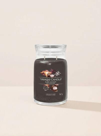 Yankee Candle Black Coconut Signature Large Jar Candle 567 G – Scented Candle, Long-Lasting Fragrance, For Homeowners, Coconut, Black, Wax Blend, Suitable For Home Aromatherapy