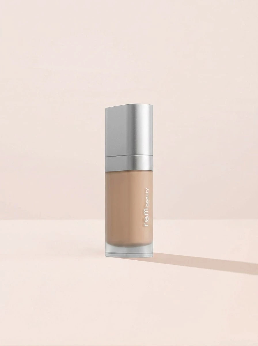 R.E.M. Beauty Sweetener Foundation Medium 7N 30 Ml – Foundation, Hydrating, For Medium Skin Tones, Medium 7N, Hyaluronic Acid, Suitable For Daily Makeup Routine - 中等 7N - 查看 1