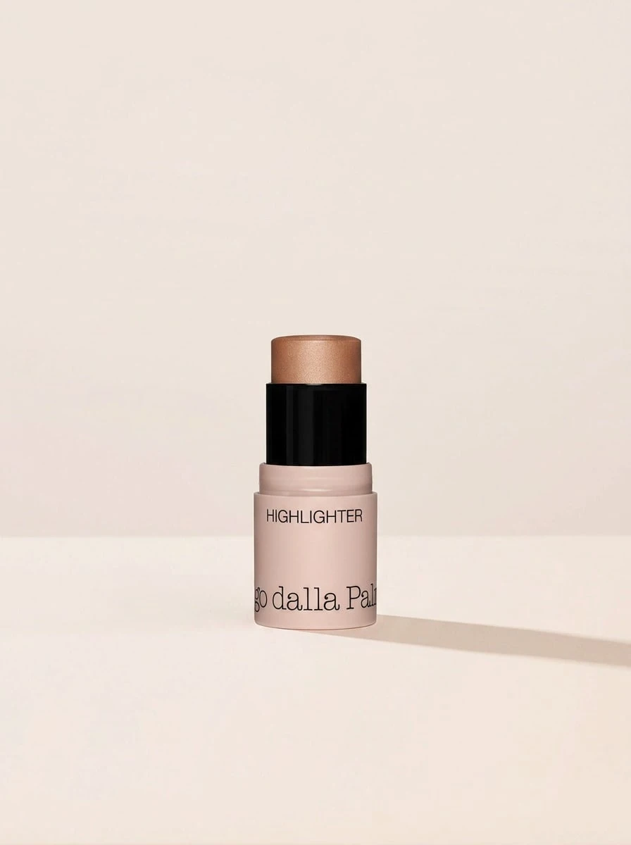 Diego Dalla Palma All In One Highlighter 62 Sabbia Dorato 4 G – Highlighter, Creamy Texture, For Women, Golden Sand, Suitable For Daily Makeup Routine - 62 Golden Sand - View 1