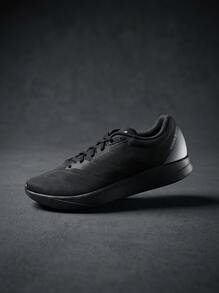 Adidas 女款運動鞋 柔軟彈性輕量健身訓練鞋 黑色 JR7151 - 黑色 - 查看 1