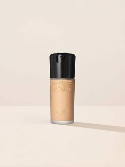 MAC Studio Radiance Serum-Powered Foundation NW15 30 Ml