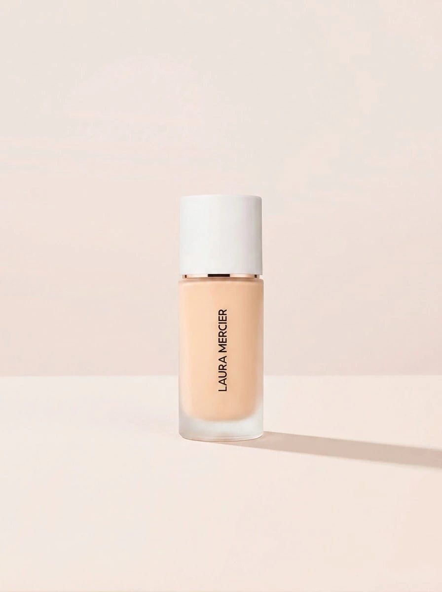 Laura Mercier Real Flawless Weightless Perfecting Waterproof Foundation 1C2 Chiffon 30 Ml – Foundation, Waterproof, For Women, 1C2 Chiffon, Suitable For Daily Makeup Routine - 1C2 Chiffon - View 1