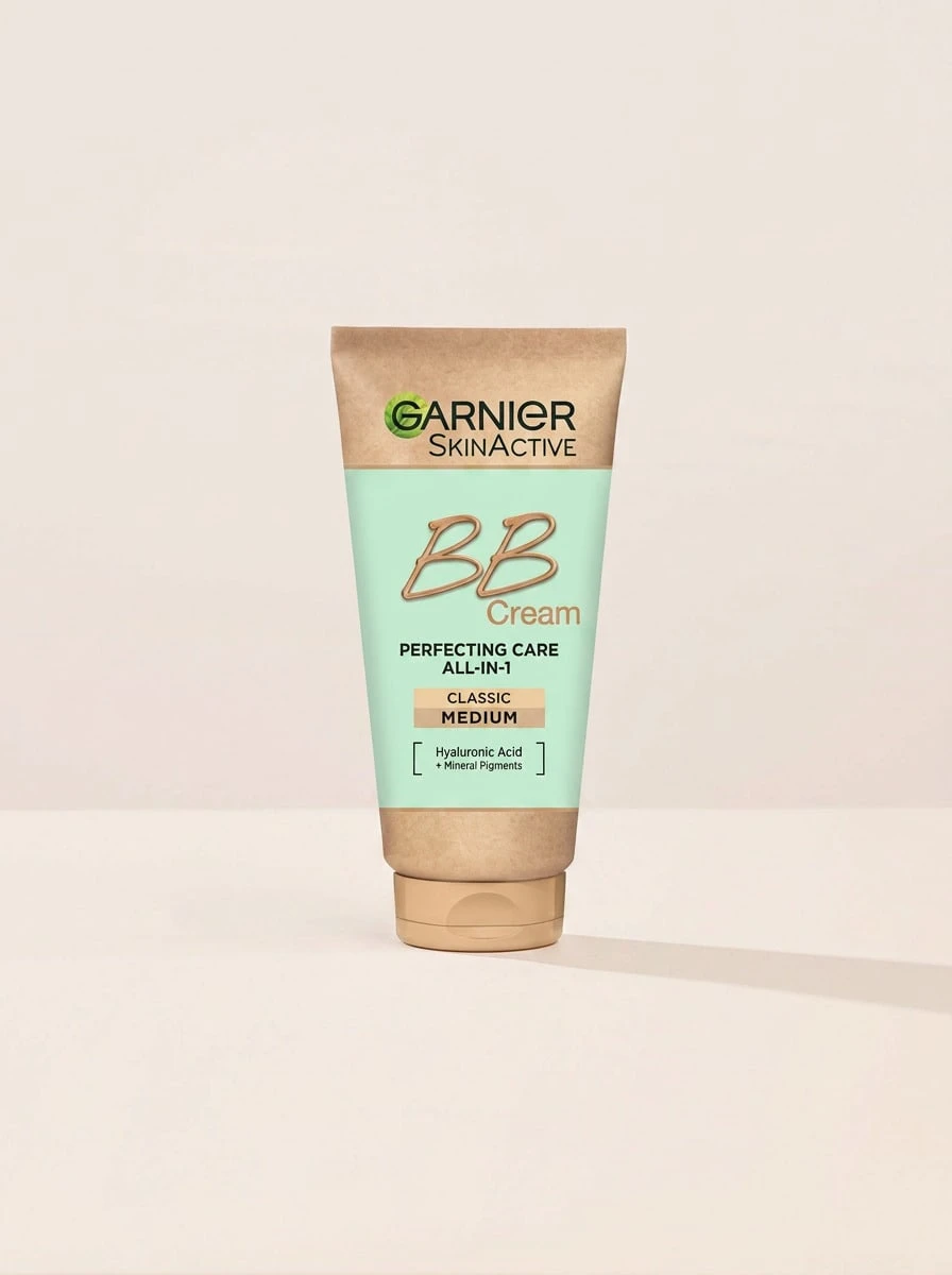 Garnier SkinActive Classic Perfecting All-In-1 BB Cream Medium SPF 15 50 Ml - Nude - View 1