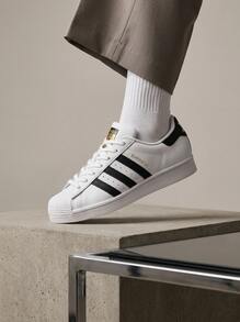 Adidas Hi Se 女款運動鞋，輕量透氣緩震，日常休閒，黑色 EG4958 - 白色/黑色 - 查看 1