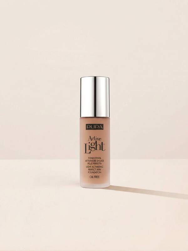 Pupa Milano Active Light Light Activating Foundation 030 Natural Beige 30 Ml