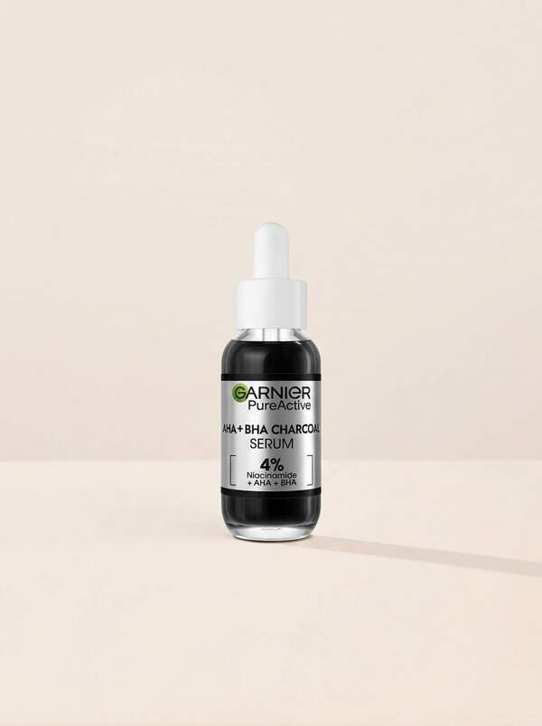 Garnier 4% AHA + BHA & Niacinamide Charcoal Face Serum 30 Ml