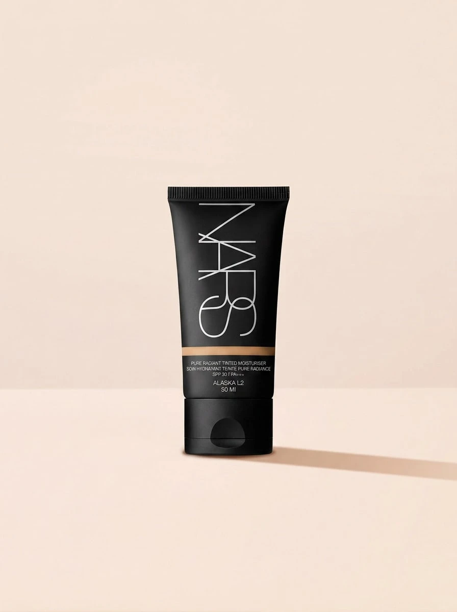 Nars مرطب ملون نقي مشع SPF 30 ألاسكا L2 50 مل - ألاسكا - مشاهدة 1