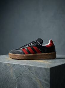 Adidas Samba 男款運動鞋 防滑支撐柔軟 日常休閒 黑色 IE9178 - 黑/紅 - 查看 1