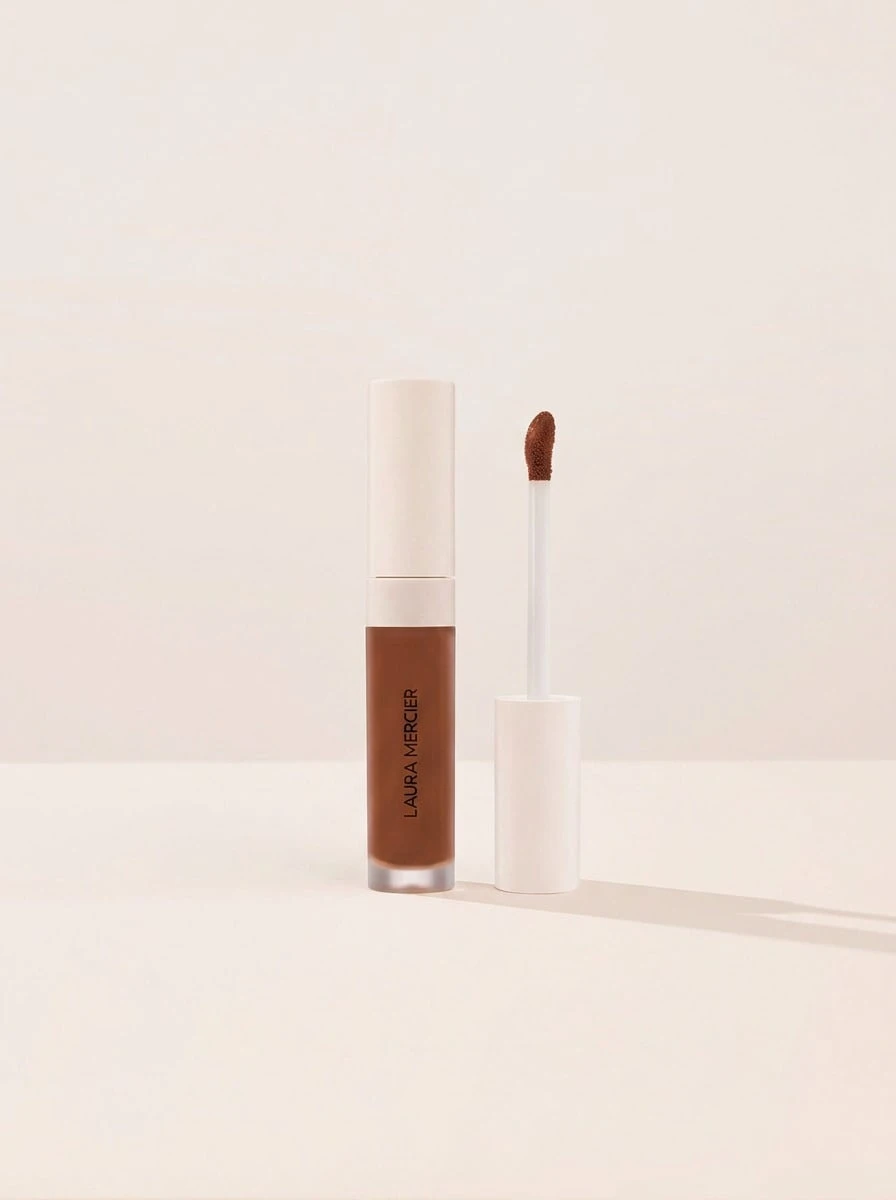 Laura Mercier Real Flawless Weightless Perfecting Serum Concealer 5C1 5.4 Ml – Concealer, Weightless, For Deep Skin Tones, 5C1, Serum-Infused, Suitable For Daily Makeup Routine - 5C1 - View 1