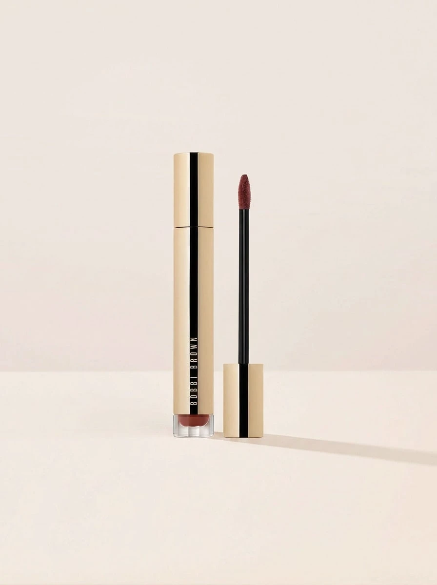 Bobbi Brown أحمر شفاه سائل مطفي فاخر 6 مل - عطلة نهاية الأسبوع - مشاهدة 1