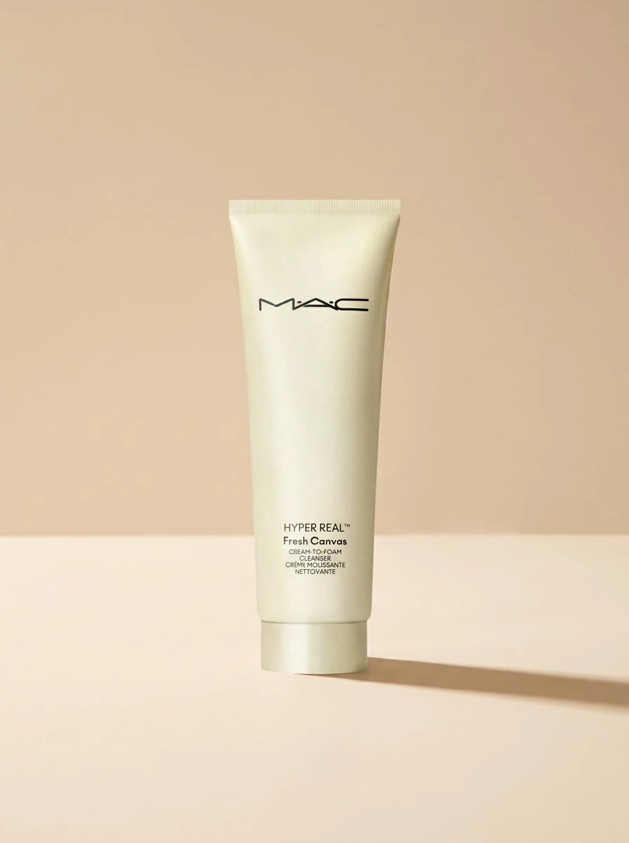 MAC Hyper Real Fresh Canvas Cream-To-Foam Cleanser 125 Ml – Facial Cleanser, Deep Cleansing, For All Skin Types, Niacinamide, Suitable For Daily Face Wash - Clear - View 1