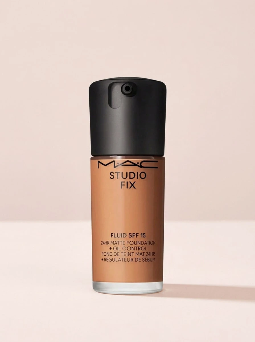 Mac Studio Fix Fluid SPF15 NW25 30ml – Liquid Foundation, 24-Hour Wear, For Oily Skin, NW25, SPF 15 Sun Protection, Suitable For Daily Makeup Routine - NW25 - View 1
