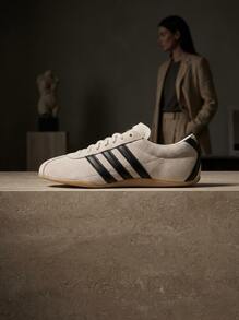 Adidas 女款運動鞋 皮革輕量透氣緩震 日常休閒 黑色 JI0182 - 白色 - 查看 1