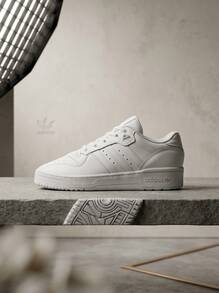Adidas Hi Og 女款運動鞋，輕量透氣緩震，日常休閒白色 FV4225 - 白色 - 查看 1