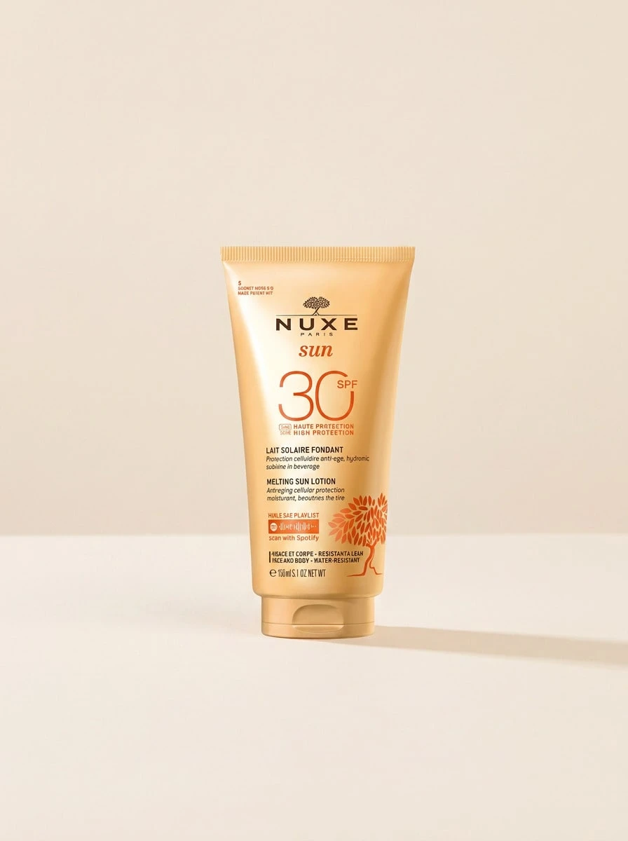 Nuxe Melting Sun Lotion SPF30 150 Ml – Sunscreen, SPF30 High Protection, For Sunbathers, Suitable For Beach Vacation - Clear - View 1