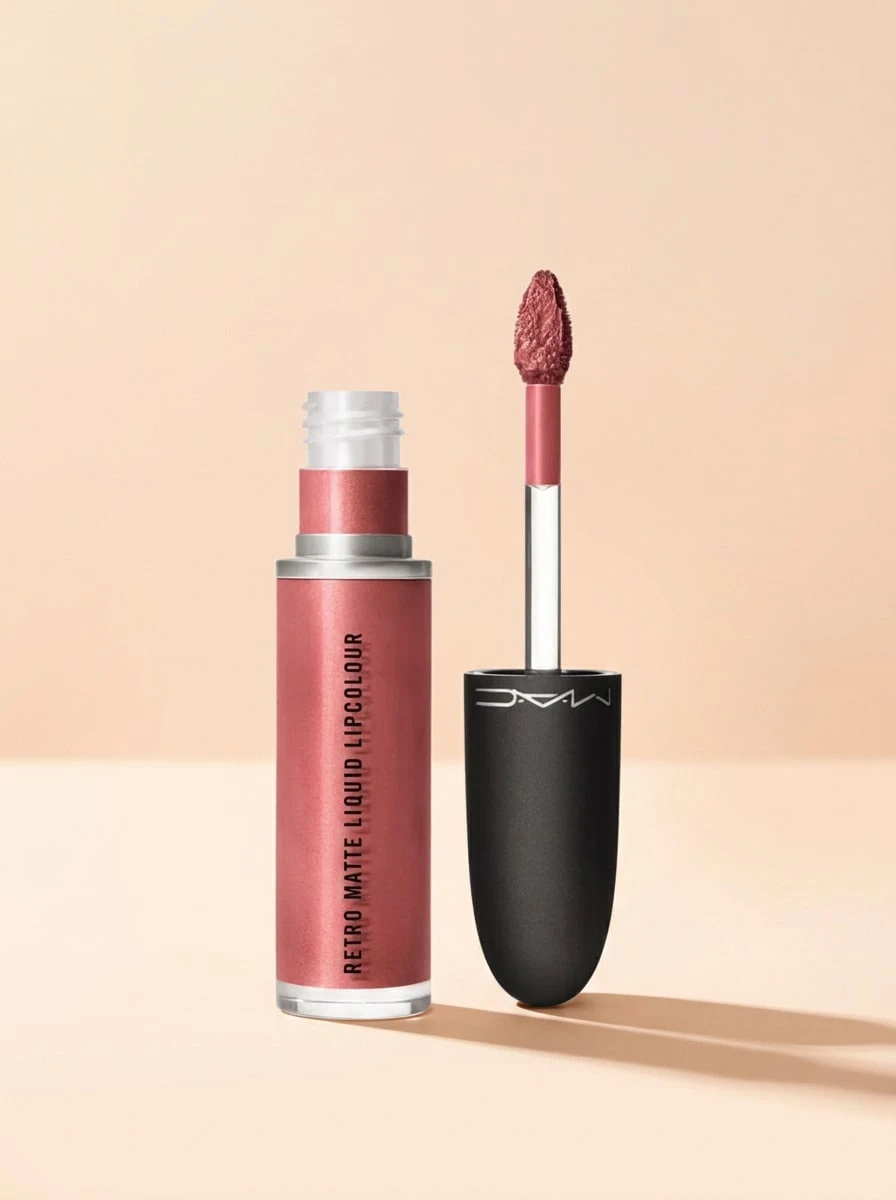 Mac Retro Matte Liquid Lip Colur / Metallics Gemz & Roses 5ml – Liquid Lipstick, Long-Lasting, For Women, Gemz & Roses, Suitable For Evening Glam - Gemz & Roses - View 1