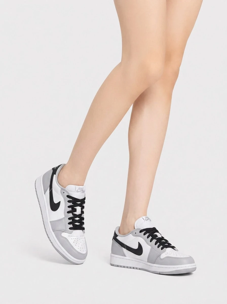 Unisex JORDAN 1 - Wolf Grey and White - View 1