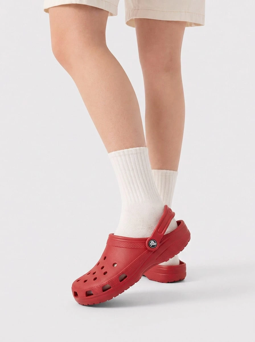 Crocs Classic Unisex Clog Varsity Red 10001-6WC - Varsity Red - View 1