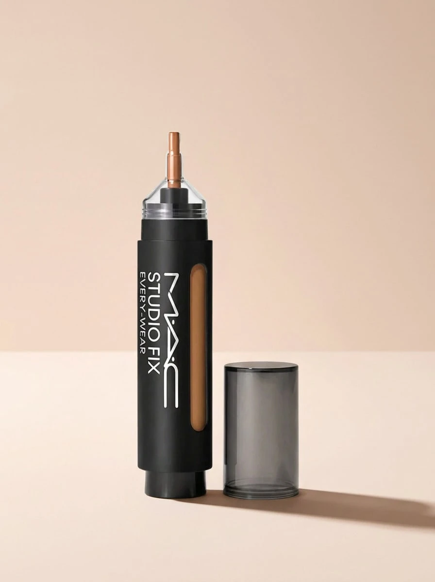 Mac Studio Fix Every-Wear All-Over Face Pen NC45 12ml – Concealer Pen, Long-Wearing, For NC45 Skin Tone, NC45, Hyaluronic Acid, Suitable For On-The-Go Touch-Ups - NC45 - 查看 1