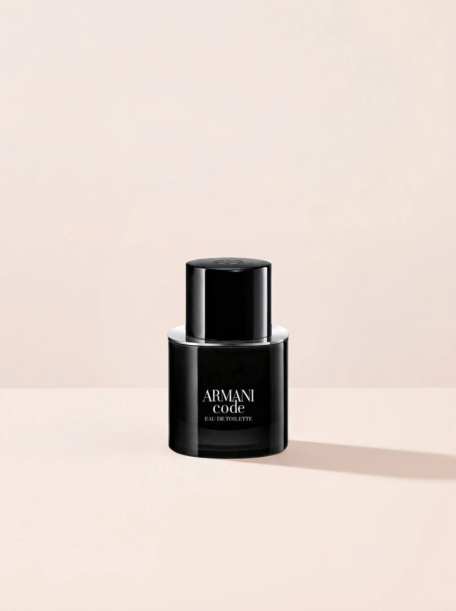 Giorgio Armani Code Homme 淡香水,30 毫升,多功能实用 - 美東時間 - 查看 1