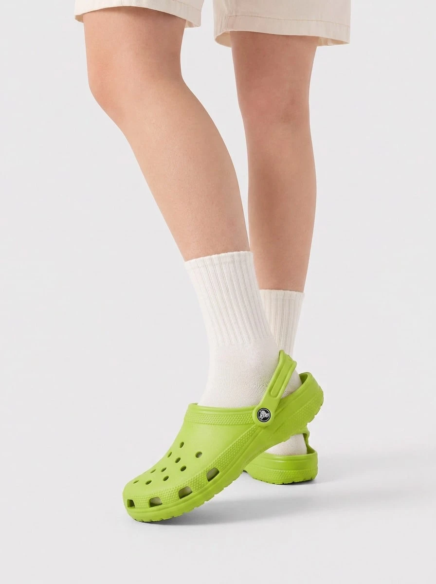 Crocs 经典男女通用绿色木屐 CR10001 - 奇異果 - 查看 1