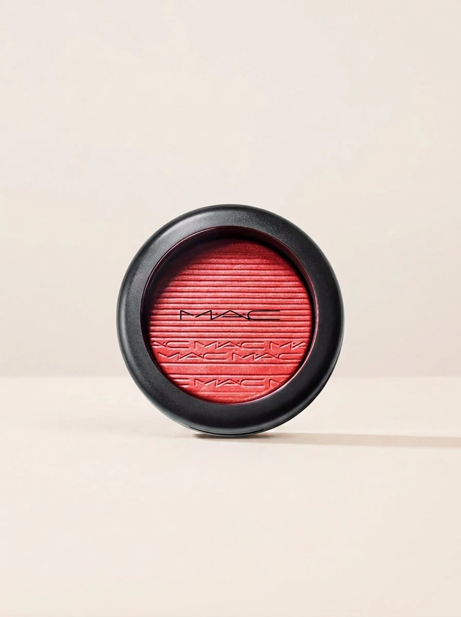 MAC Extra Dimension Blush Cheeky Bits 4 G – Blush, Long-Wearing, For Makeup Enthusiasts, Pink Coral, Luminous Pigments, Suitable For Daily Makeup Routine - Cheeky Bits - View 1