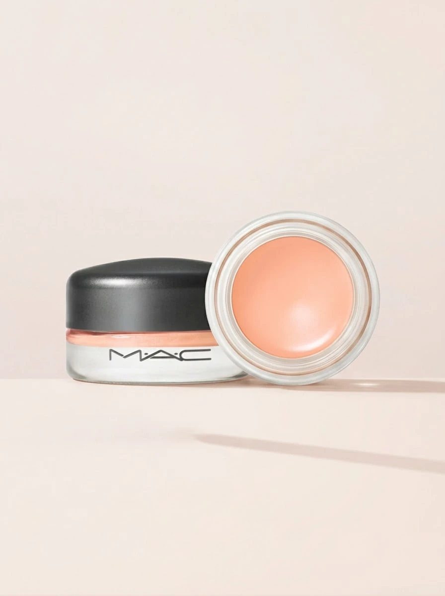 MAC Pro Longwear Paint Pot Eyeshadow Cream Art Thera Peachy 5 G – Cream Eyeshadow, Long-Lasting, For Makeup Enthusiasts, Soft Peach, Suitable For Daily Makeup Routine - Art Thera Peachy - View 1